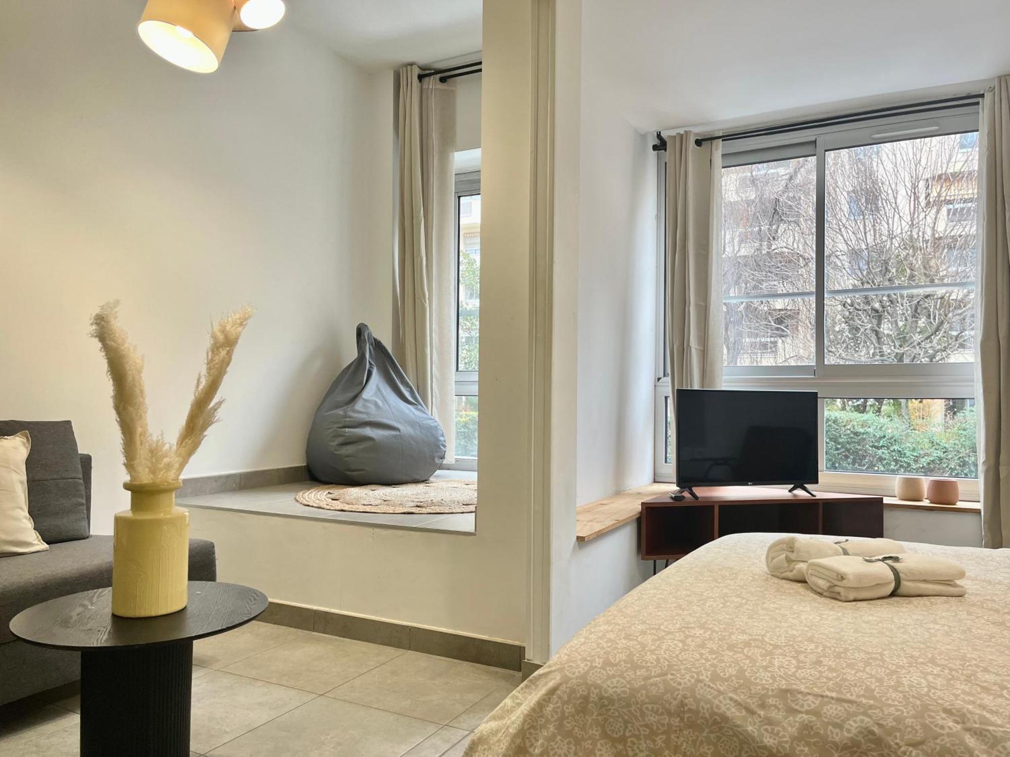 Suite Danbury Lyon Exteriér fotografie