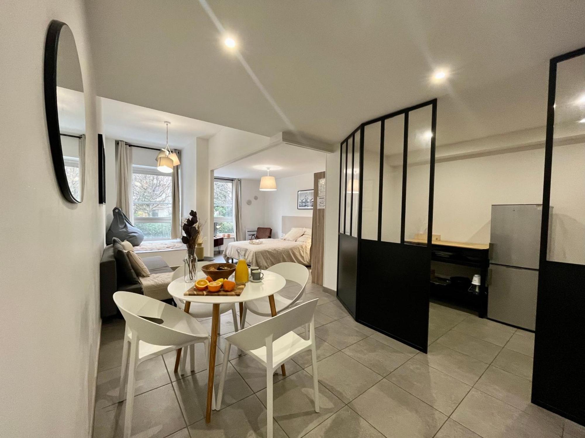 Suite Danbury Lyon Exteriér fotografie